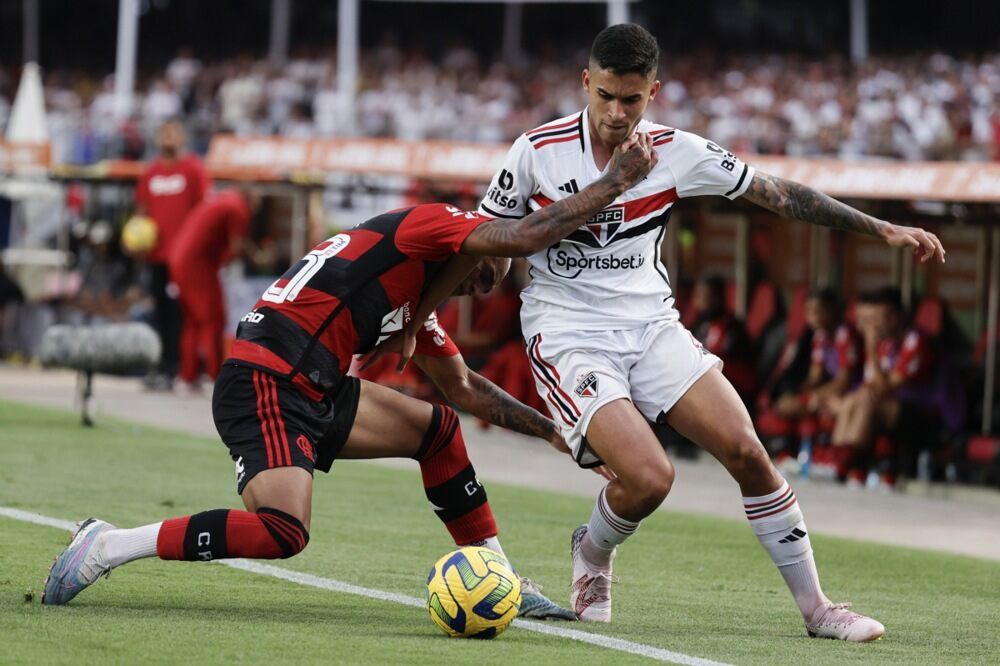 «Сан-Паулу» намерен получить более 10 миллионов евро за Нестора, которым интересуется «Зенит»