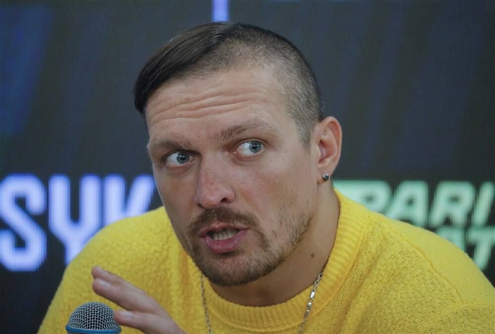 Боб Аррум рассказал, какие условия поставил Усик на бой с Фьюри