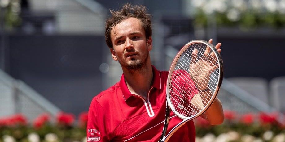 Тарпищев – о победе Медведева: «Главное, что сейчас он хорош психологически» Тарпищев – о победе Медведева: «Главное, что сейчас он хорош психологически»