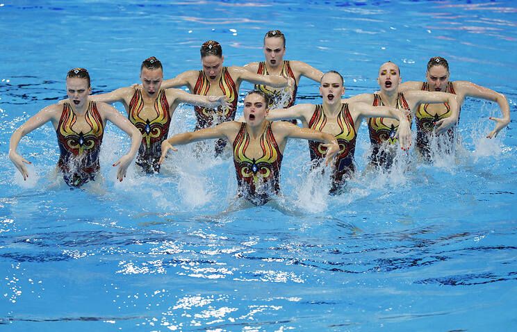 Российские синхронистки — первые на чемпионате Европы в групповых упражнениях
