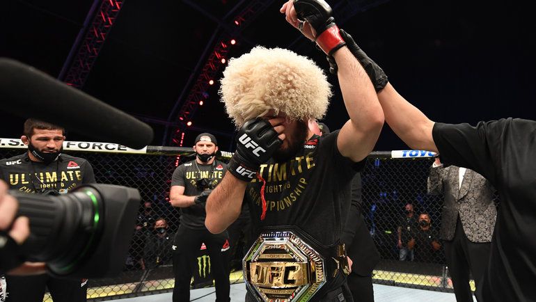 Россияне назвали Хабиба спортсменом года, Загитова – в пятерке