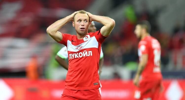 Денис Глушаков будет зарабатывать по новому контракту два миллиона евро в год