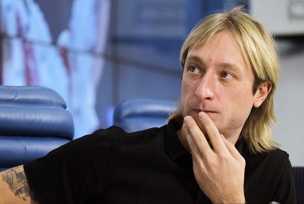 Болельщики завалили Плющенко и Трусову поздравлениями Тутберидзе