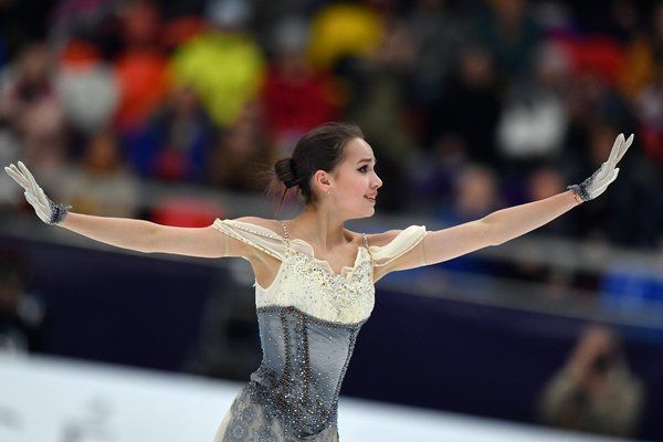 «Я вошла в кураж. Рада, что смогла собраться на каскад». Что еще сказала Загитова после нового мирового рекорда