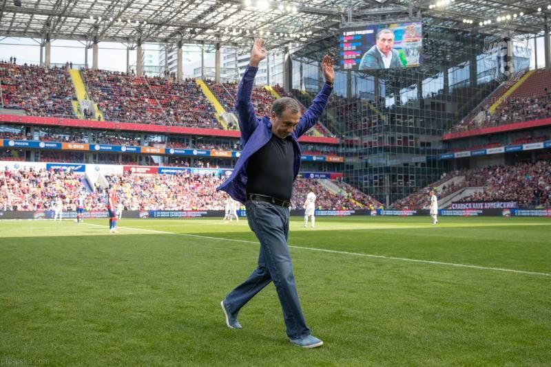 Гинер высказал свое отношение к возможному возвращению пива на стадионы Гинер высказал свое отношение к возможному возвращению пива на стадионы