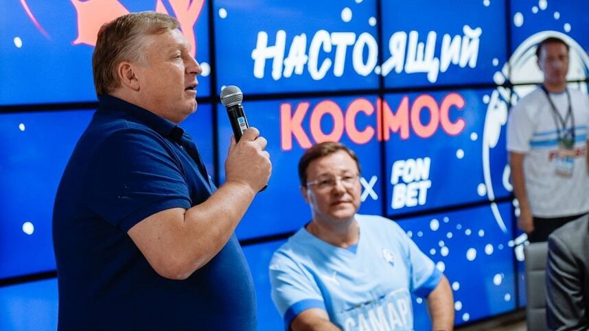 Фильцов рассказал об интересе «Челси» к тренеру «Крыльев Советов» Осинькину