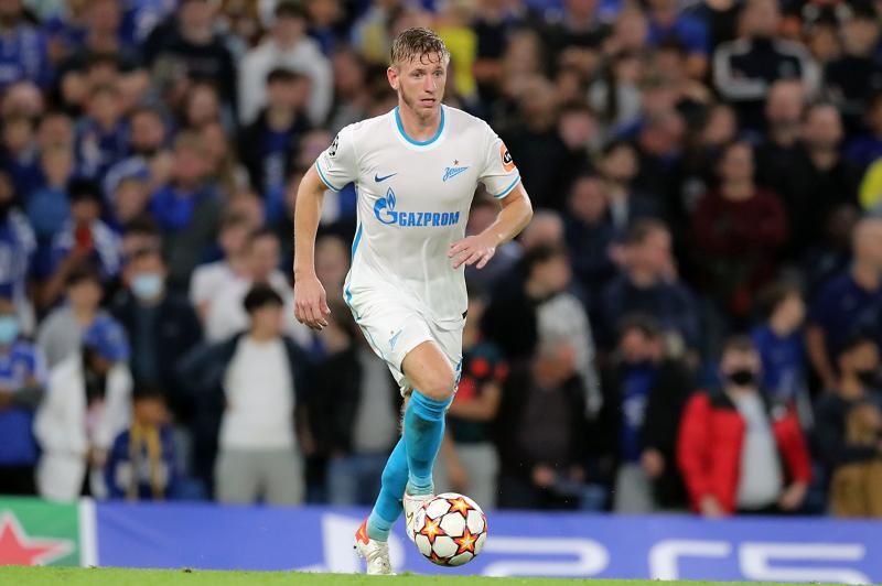 Агент Чистякова заявил, что защитник не покинет «Зенит» зимой