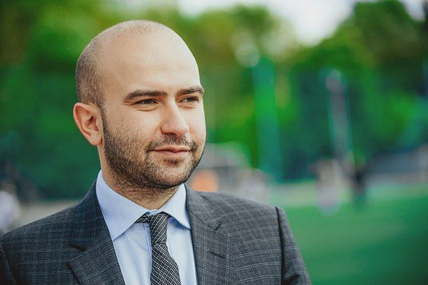 Нобель Арустамян: ЦСКА ни за что не захочет выкупать Думбия у «Ромы»