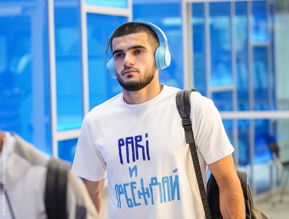 Сулейманов перейдет в «Локомотив» на правах аренды Сулейманов перейдет в «Локомотив» на правах аренды