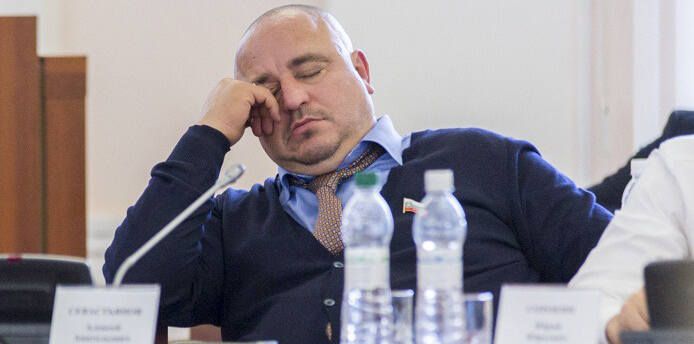 Клуб «бандита» из «Единой России» грозит «Ленинградцу». На подмогу впервые поедут фанаты!