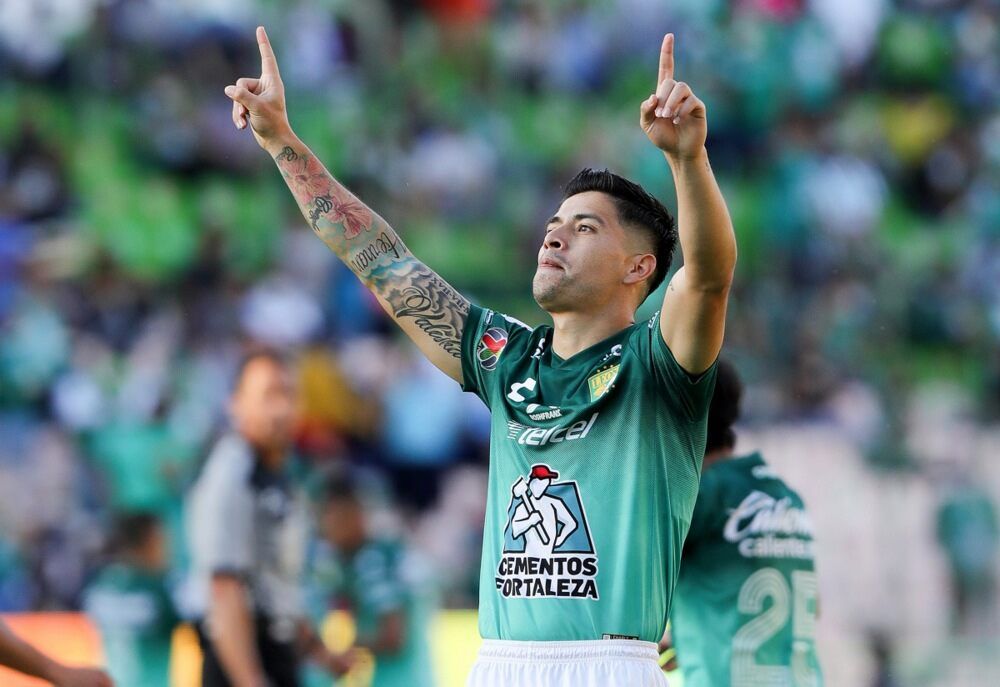 Тренер «Леона» подтвердил желание Давилы уехать в Россию Тренер «Леона» подтвердил желание Давилы уехать в Россию