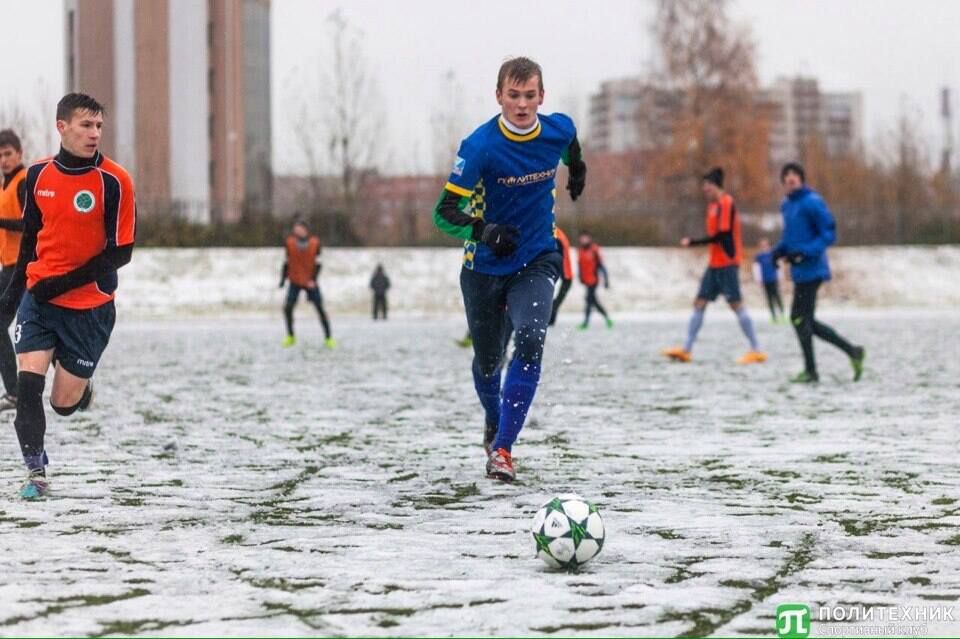 Куртуа попал на питерский снег