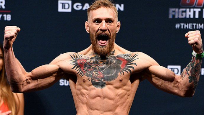 Макгрегор напал на автобус, где находился Нурмагомедов. Ирландец задержан полицией Макгрегор напал на автобус, где находился Нурмагомедов. Ирландец задержан полицией