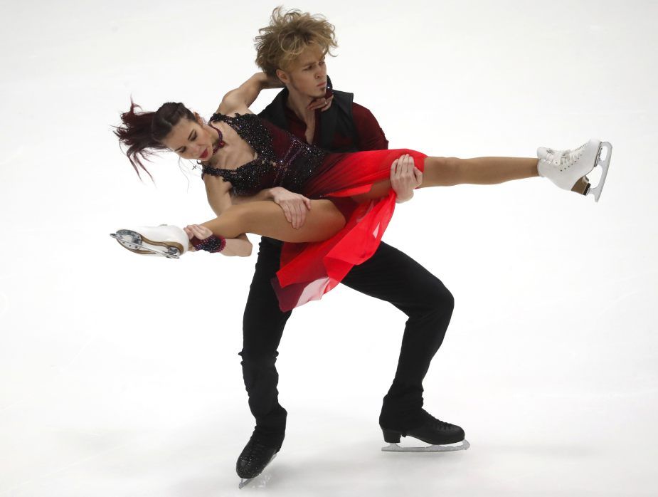 Дэвис и Смолкин победили на турнире Budapest Trophy