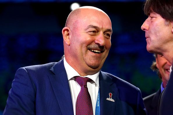 Черчесов пригласил Фернандеса и Бухарова в сборную России, Кокорина в составе нет