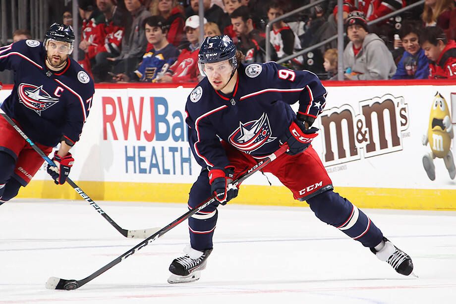 Артемий Панарин – о ситуации с Гудачеком: Это колхоз. Судью нужно по-любому наказывать Артемий Панарин – о ситуации с Гудачеком: Это колхоз. Судью нужно по-любому наказывать