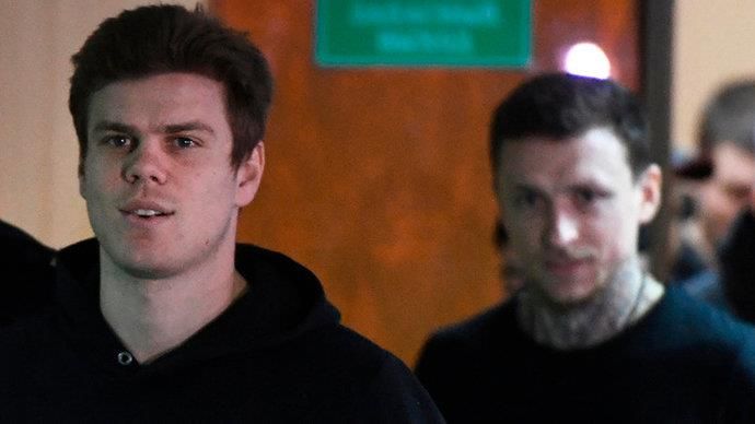 «Был взят такой ракурс». Адвокат Кокорина объяснила, почему футболист растолстел «Был взят такой ракурс». Адвокат Кокорина объяснила, почему футболист растолстел