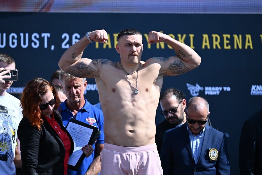 Усик хочет подраться с Фьюри в феврале 2024 года