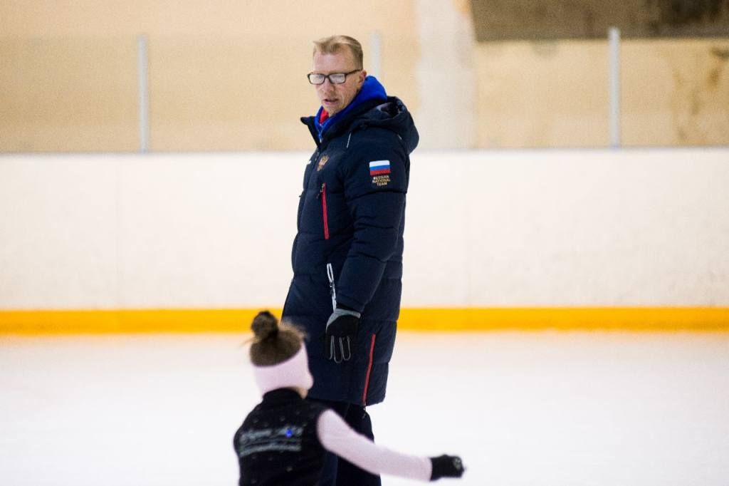 Александр Волков