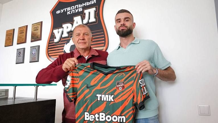 Агент Селюк призвал «Урал» избавиться от Влута Агент Селюк призвал «Урал» избавиться от Влута