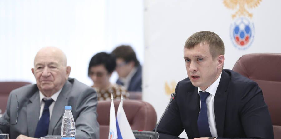 Левников вернулся, долги ушли