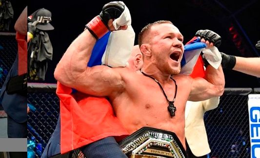 Новый чемпион UFC Петр Ян вернется в Россию через две недели