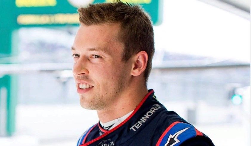 Пилот «Формулы-1» Даниил Квят пересел в карт в рамках Honda Racing Thanks Day