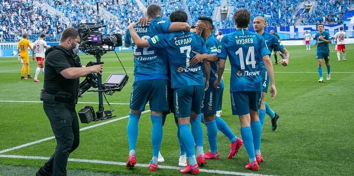 У VAR в РПЛ нет отдельных камер. Судьи видят то же, что в 99 процентах случаев попадает в трансляции «Матч ТВ»