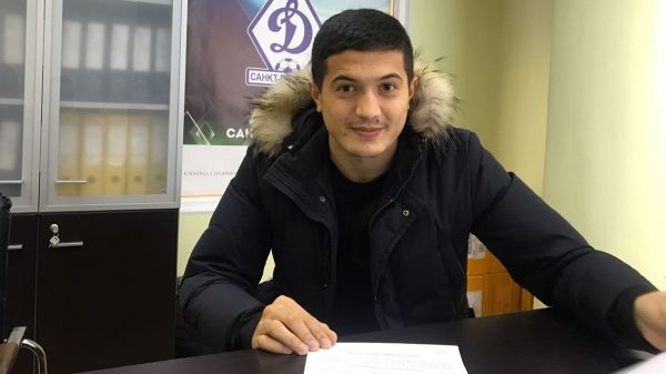 Ходжаниязов подписал контракт с «Динамо» СПб
