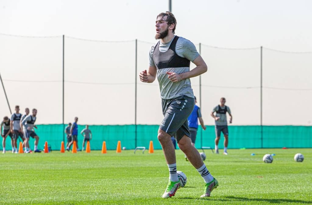 Амур Калмыков