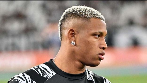 «Зенит» не смог подписать полузащитника «Ботафого» Данило