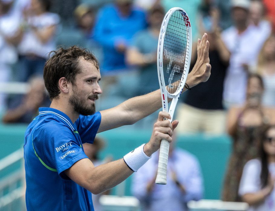 Медведев выиграл турнир «Мастерс» в Майами