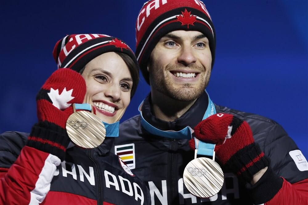 Канадским фигуристам запретили въезд в Россию