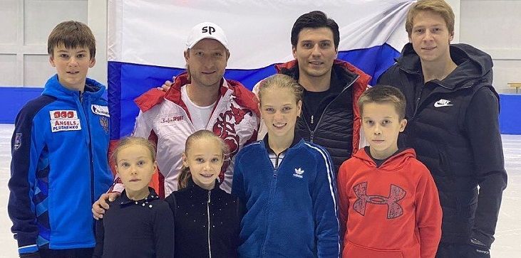Плющенко отказался от программ, которые Тутберидзе и Глейхенгауз поставили Косторной