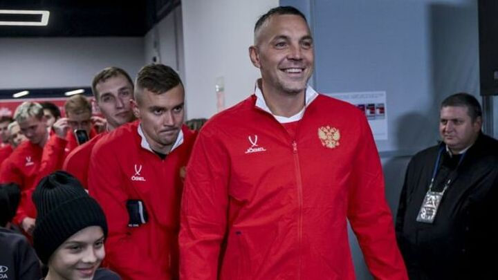 Дзюба завершил карьеру. Игрока не подписал ни один клуб РПЛ