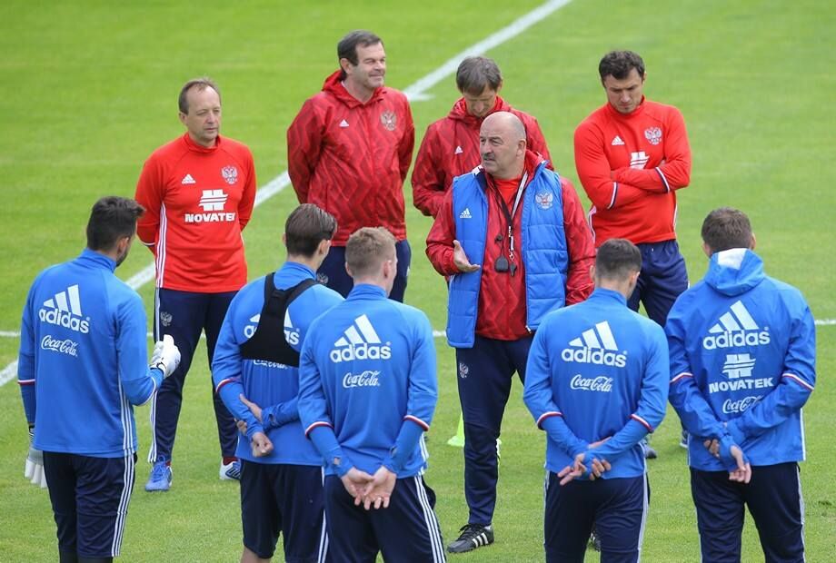 Выбор Черчесова, или Сборной России нужны победы