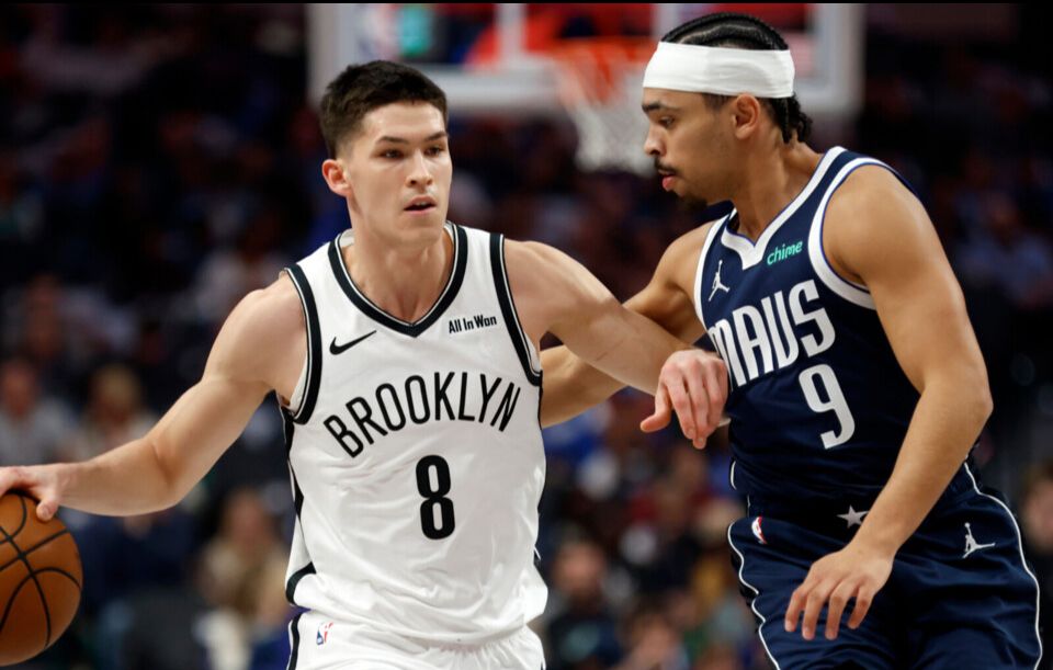 «Бруклин» проиграл «Далласу» в матче НБА, Демин набрал три очка
