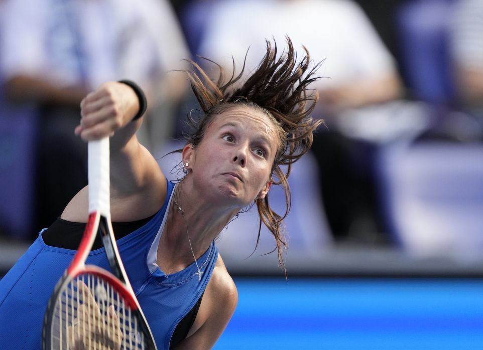 Дарья Касаткина проиграла Беатрис Хаддад Майе в полуфинале турнира WTA в Чжухае