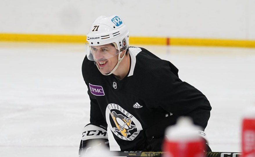 Евгений Малкин помог «Питтсбургу» одолеть «Аризону»