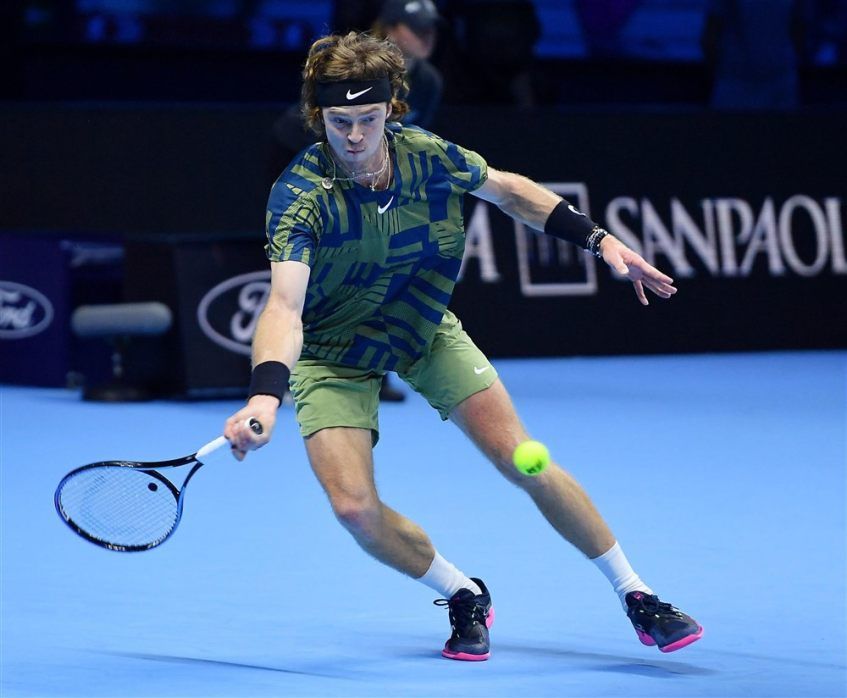 Мама Рублева считает, что теннисист выступил бы лучше в прошлом сезоне, если бы не критика общественности Мама Рублева считает, что теннисист выступил бы лучше в прошлом сезоне, если бы не критика общественности