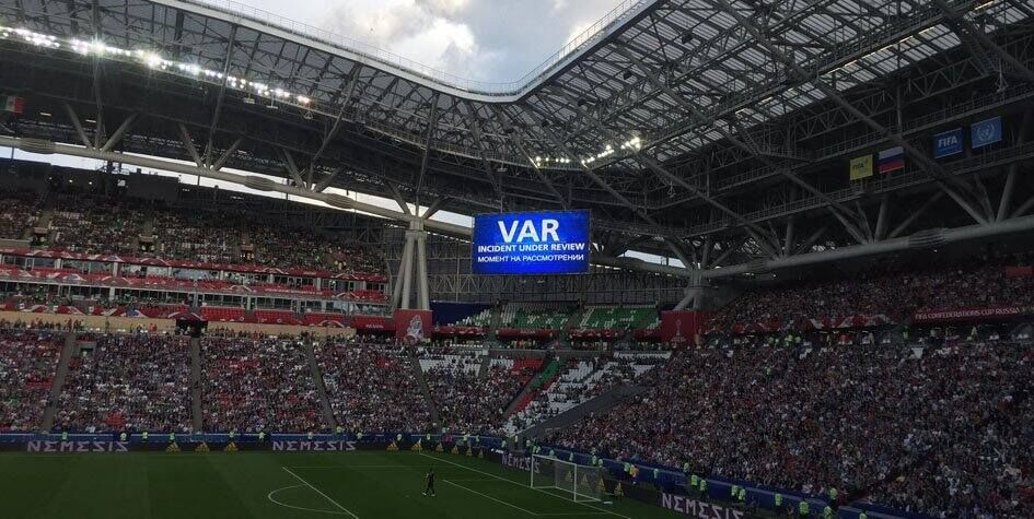 VAR появится на больших экранах в АПЛ