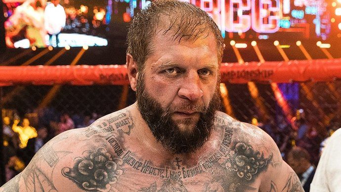 Александр Емельяненко: Пусть Федор пойдет и поставит свечку за упокой брата своего, которого похоронил живым