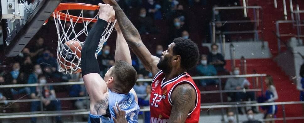 «Зенит» терпит первое поражение в сезоне