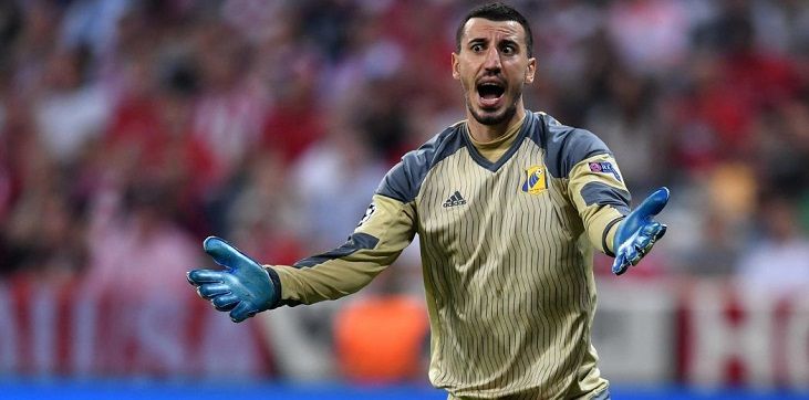 Источник: Сослан Джанаев продолжает лечить травму плеча и даже не тренируется Источник: Сослан Джанаев продолжает лечить травму плеча и даже не тренируется