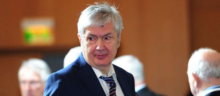 Анатолий Воробьев: Детские тренеры во всех регионах России получают 6–10 тысяч рублей!