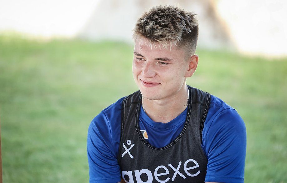 Мостовой хочет сыграть с Месси в Лиге чемпионов