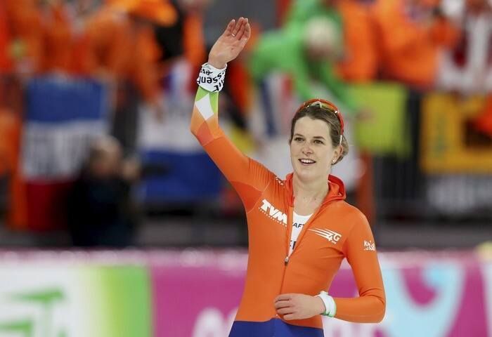 Счастья молодоженам! Пятикратная олимпийская чемпионка женится на своей партнерше по сборной