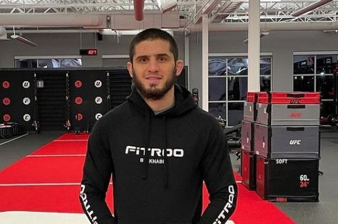 Махачев захотел забрать пояс Хабиба Нурмагомедова
