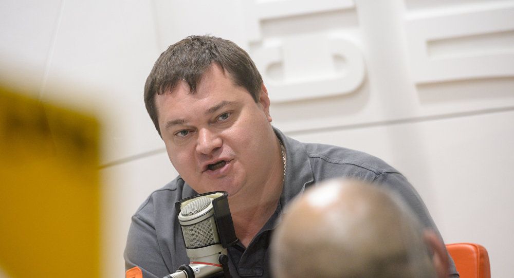 Андрей Малосолов: Руководство «Спартака» перед диллемой, им придется засудить десятки и тысячи болельщиков, а также Рейнгольда Андрей Малосолов: Руководство «Спартака» перед диллемой, им придется засудить десятки и тысячи болельщиков, а также Рейнгольда