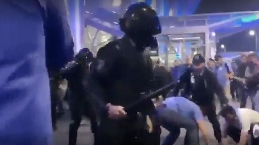 Конфликт болельщиков «Зенита» и ОМОНа разберет КДК